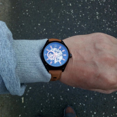Sporty automatic watch