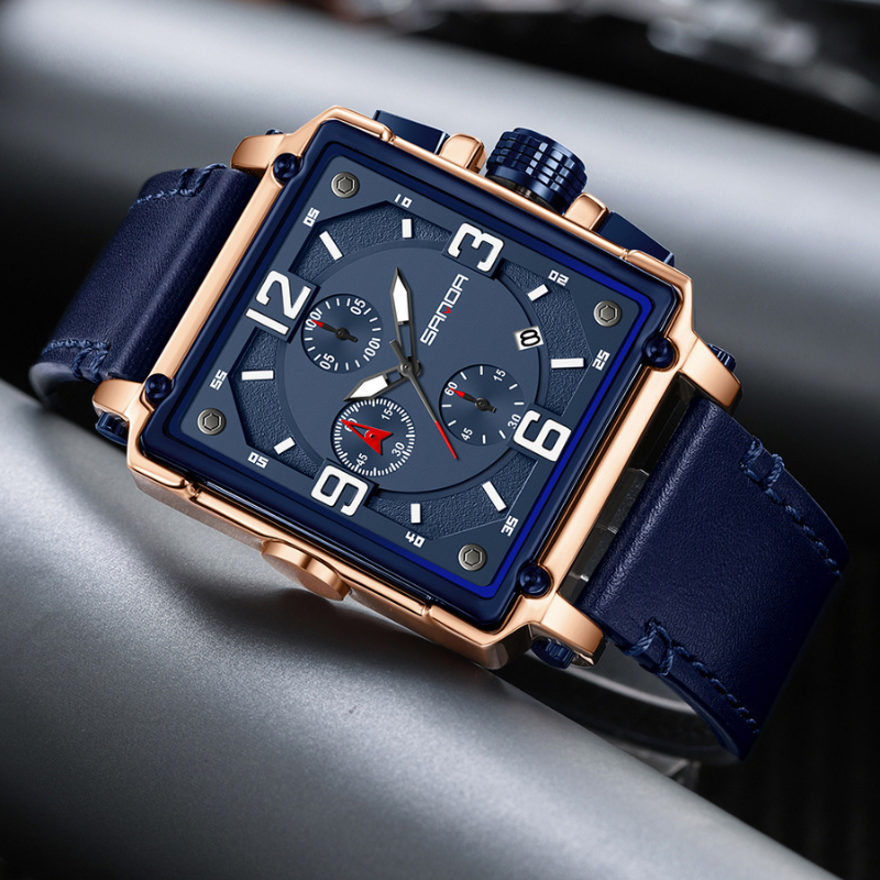 Tactical men's leather watch with quartz movement