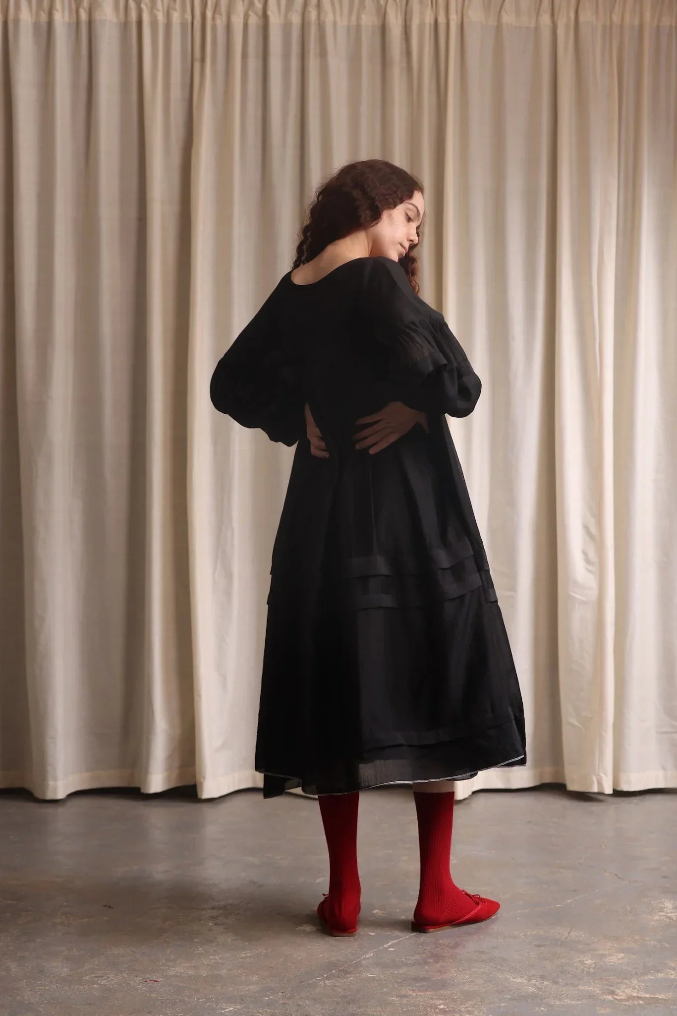 Elowen | Graceful Midi Dress