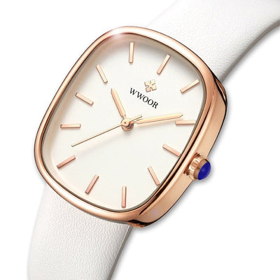 Fashionable quartz watch.