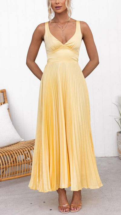 Amara | Pleated V-Neck Maxi Dress