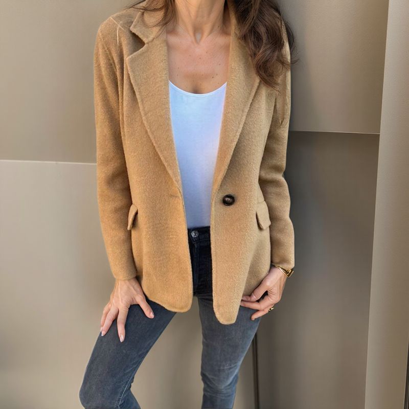 Hannah– Stylish Blazer